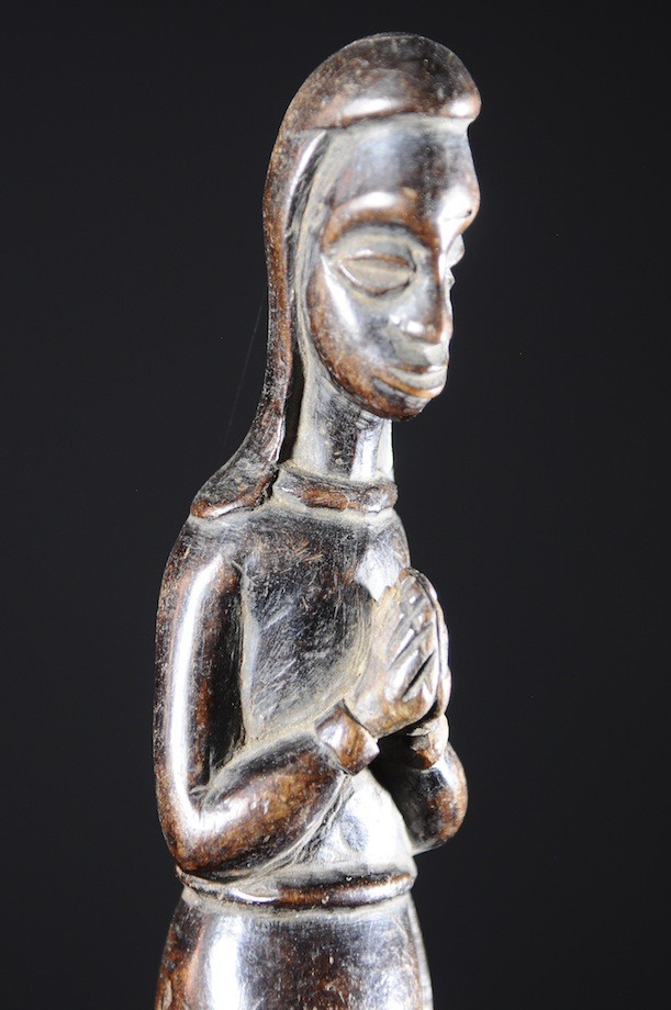 Statuette de Vierge Chretienne Kimpa Vita - Kongo - RDC Zaire