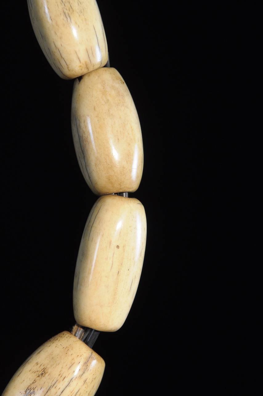 Collier Royal en Os - Bamoun - Cameroun