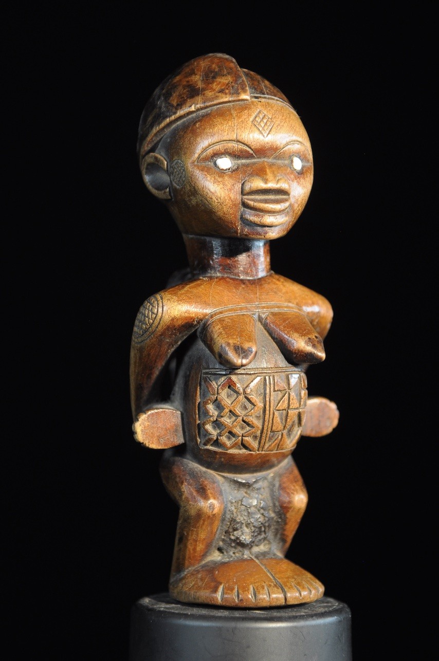 Statue cultuelle maternité - Bembe - RDC Zaire