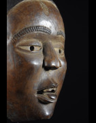 Masque portrait Blanc - Kongo Yombe - RDC Zaire