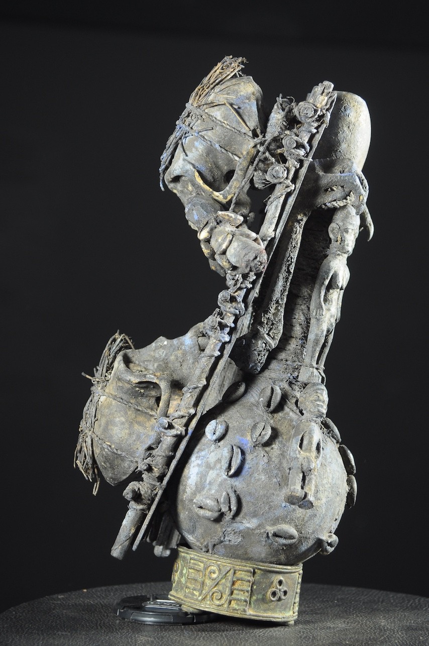 Fetiche Cranes de singe et gourde - Vaudou - Fongbe - Benin
