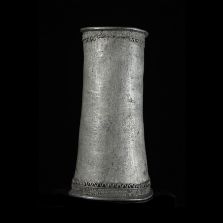 Coupe en aluminium - Kapsiki / Kirdi - Cameroun