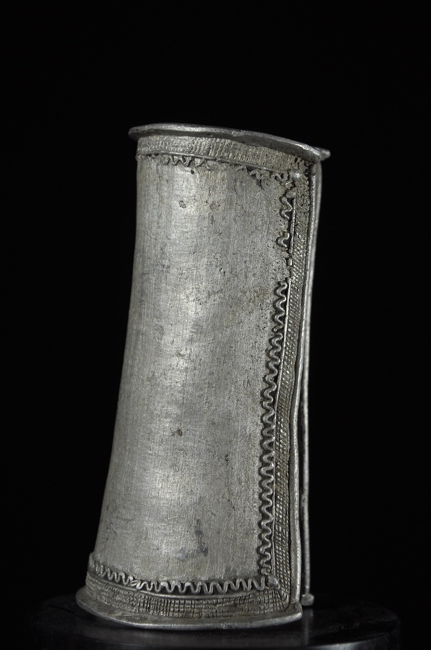 Manchette en aluminium - Kapsiki / Kirdi - Cameroun