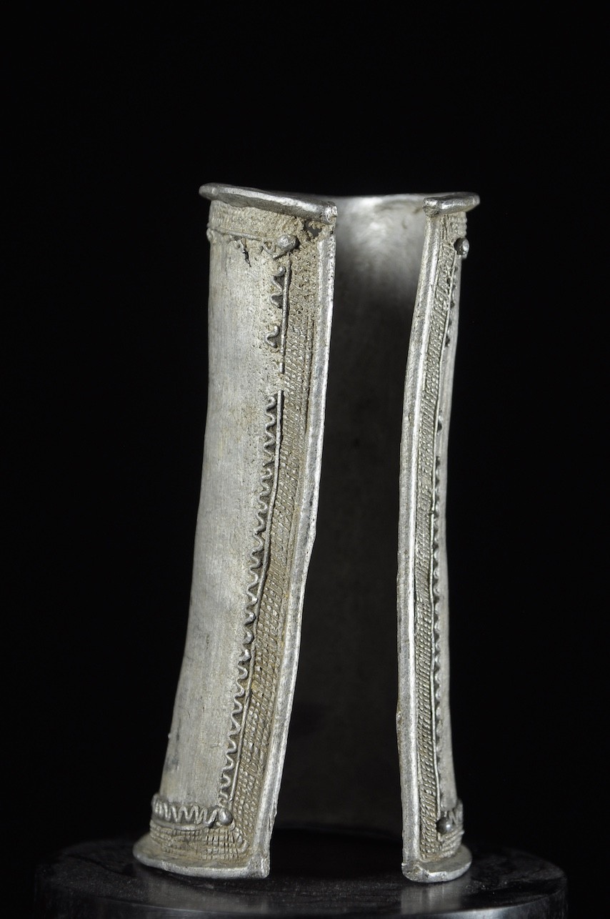 Manchette en aluminium - Kapsiki / Kirdi - Cameroun