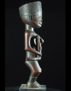 Statue cultuelle maternité - Chokwe - Angola