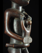 Statue cultuelle maternité - Chokwe - Angola