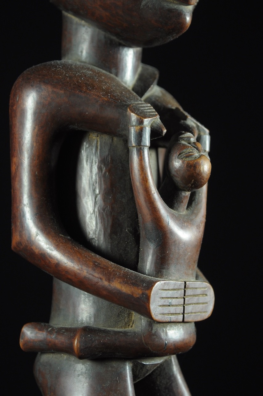 Statue cultuelle maternité - Chokwe - Angola