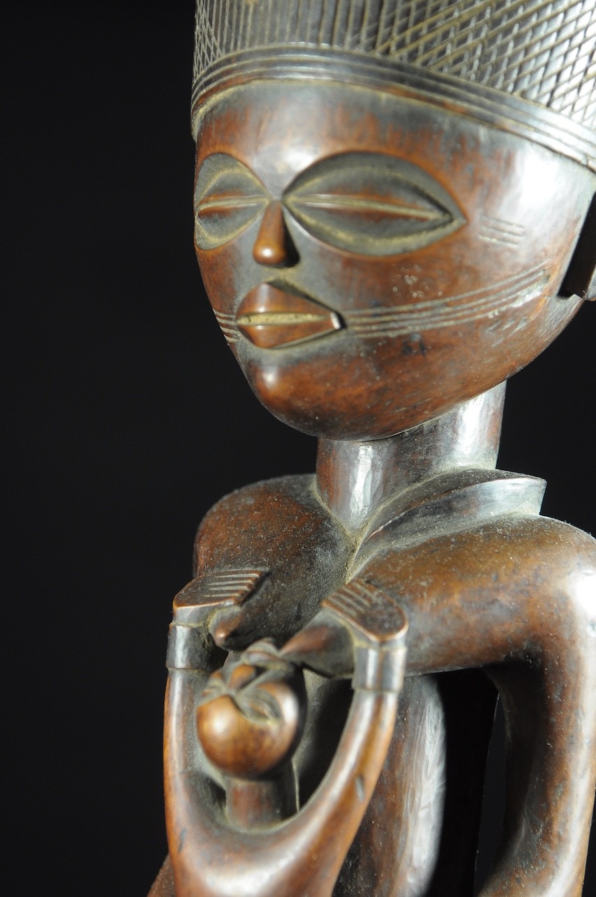Statue cultuelle maternité - Chokwe - Angola