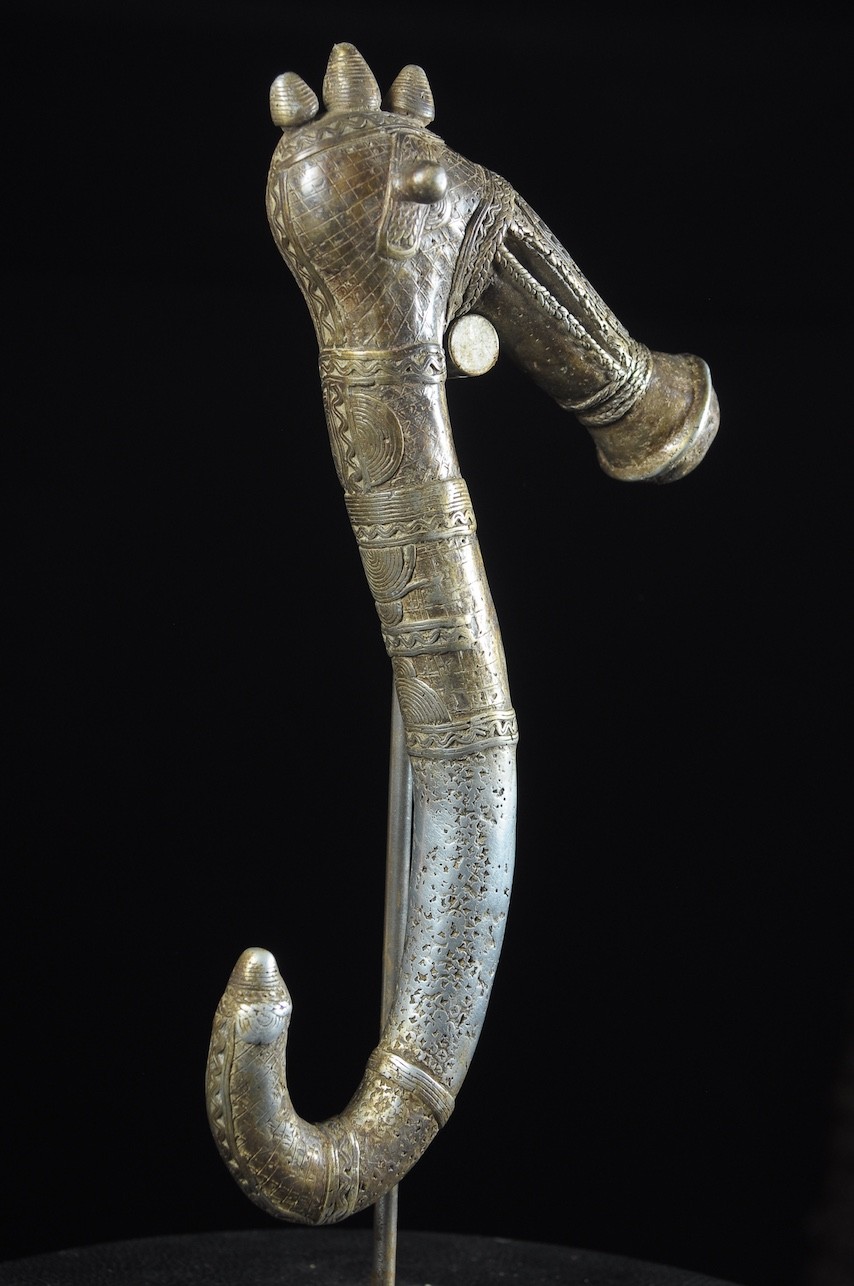 Zandé massue en fonte d'aluminium - Mossi - Burkina Faso - Objets de regalia