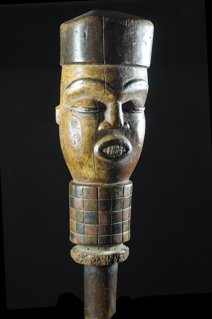 Tete Kebe Kebe Marionette Milicien Colonial - Kuyu - Kuyu - Congo Brazzaville