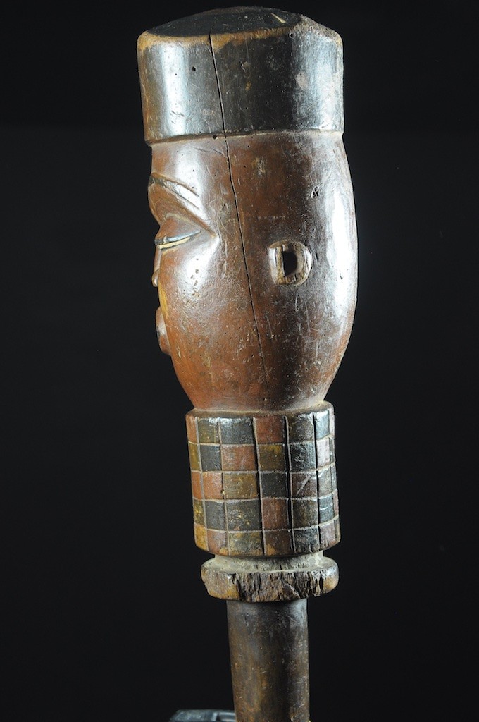 Tete Kebe Kebe Marionette Milicien Colonial - Kuyu - Kuyu - Congo Brazzaville