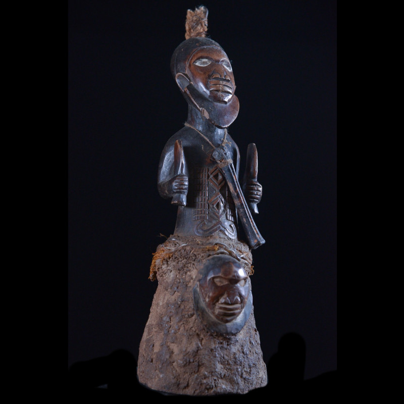 Statue cultuelle banganga - Bembe - RDC Zaire