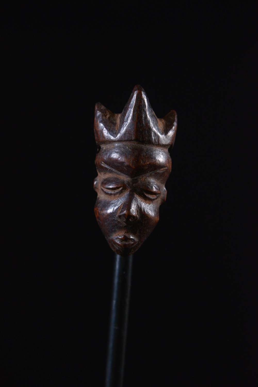 Amulette Ikhoko en bois - Pende - RDC Zaire