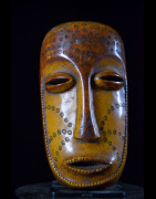 Masque Lukwakongo en ivoire - Lega - RDC Zaire