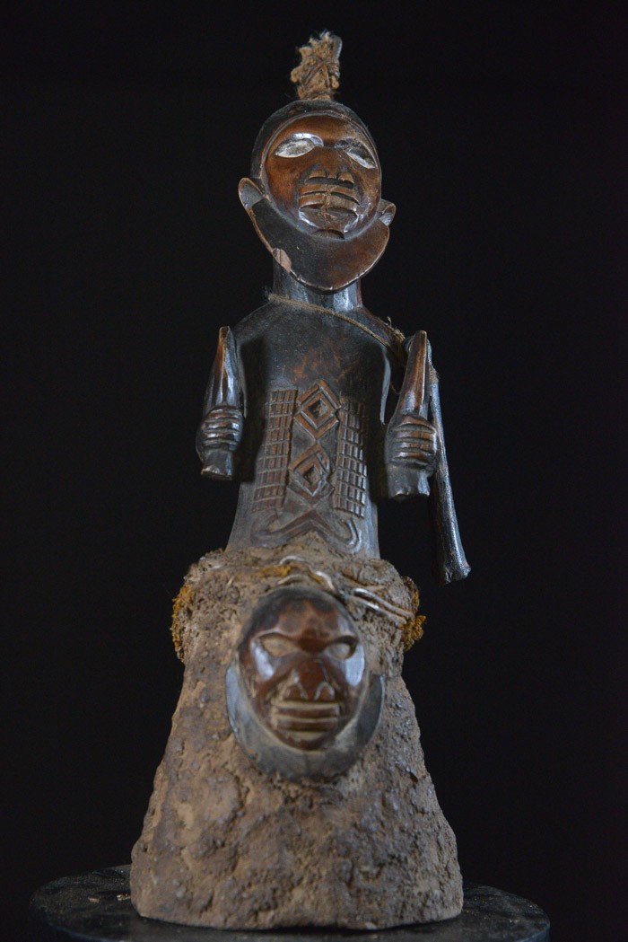 Statue cultuelle banganga - Bembe - RDC Zaire