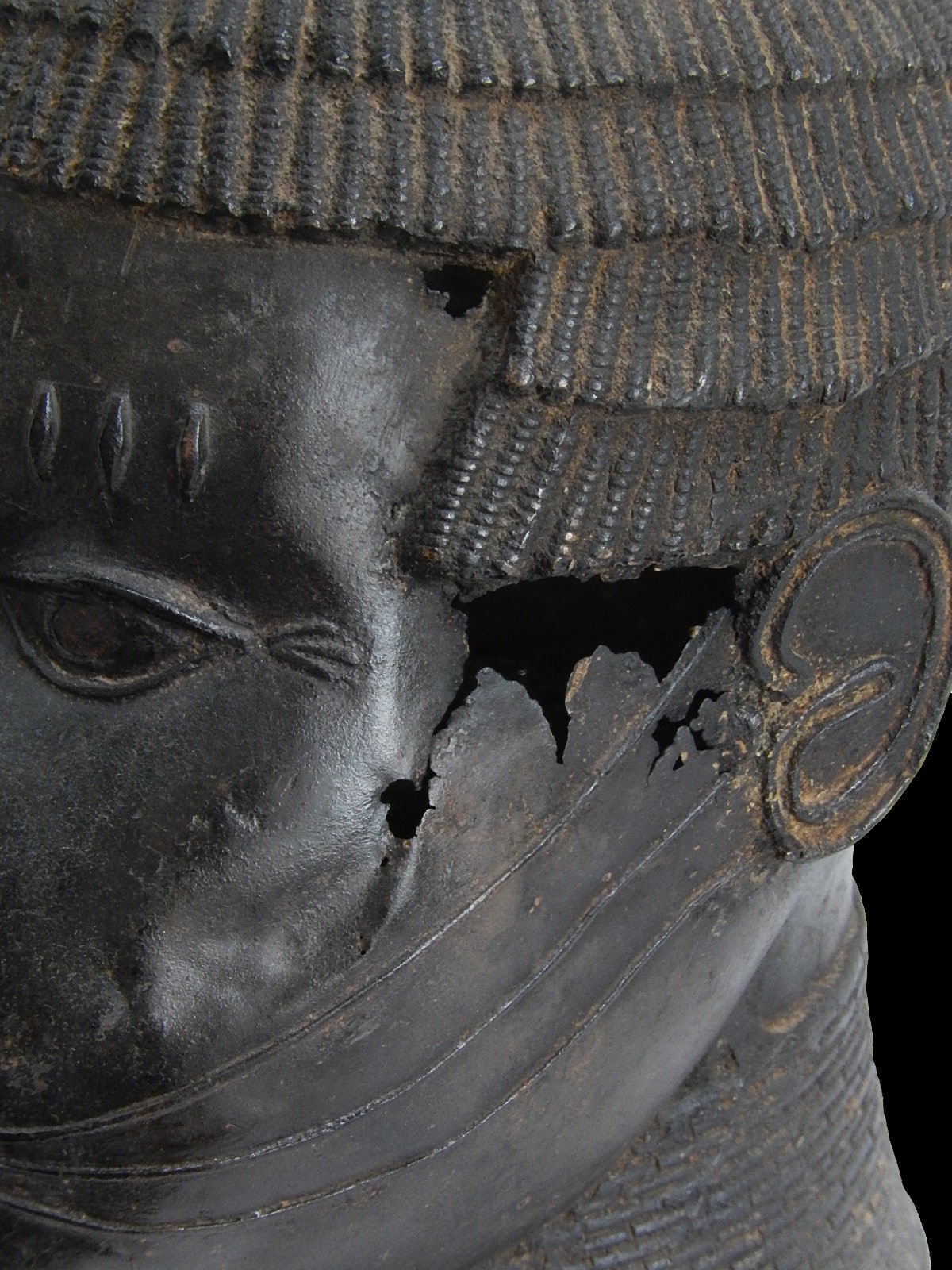 Tete commemorative Oba Bronze Ife - Bini Edo - Benin