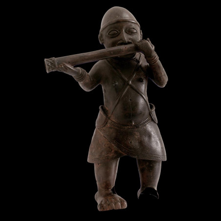 Joueur de trompe en bronze - Bini - Nigeria - Bronzes d’ife