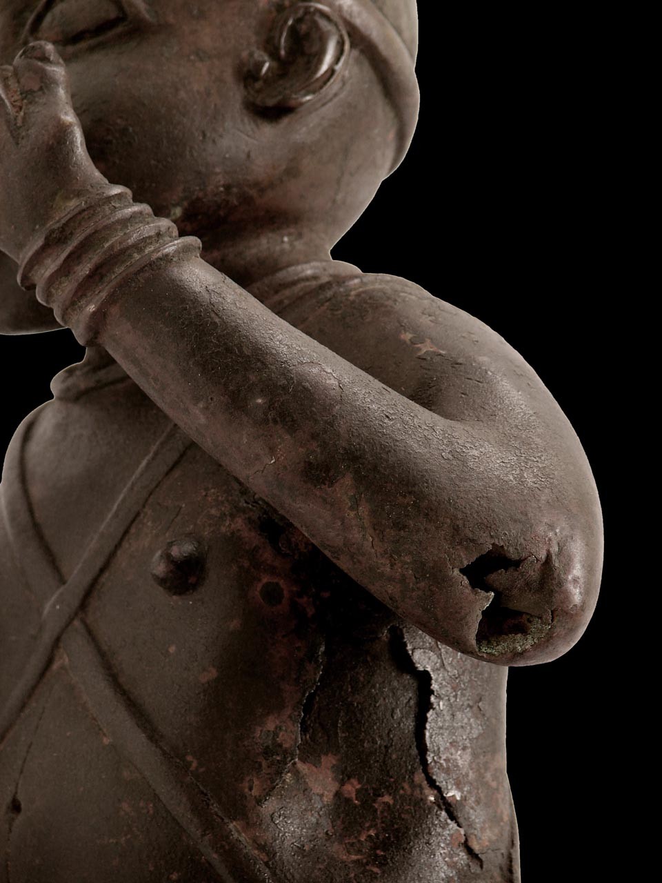 Nain de cour Joueur de trompe en bronze - Bini - Nigeria - Bronzes d’ife