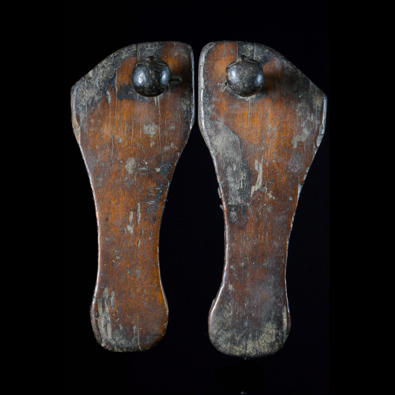 Claquettes en bois - Lega - RDC Zaire