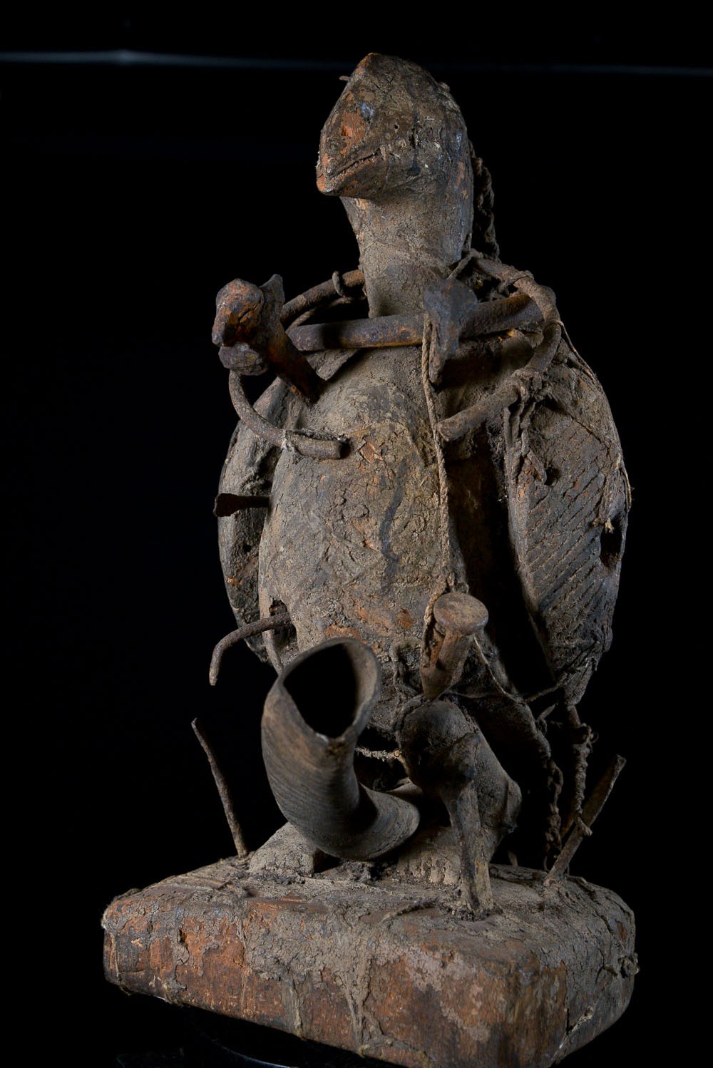 Fetiche Botchio Oiseau à clous - Fon - Benin