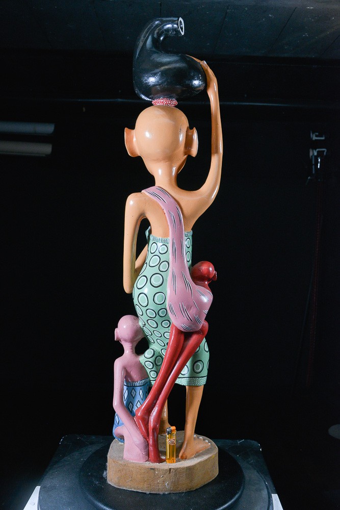 Sculpture Shetani Femme et enfants - Agostino Malaba - Makonde