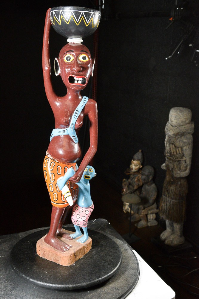 Sculpture Shetani Femme et enfant - Agostino Malaba - Makonde