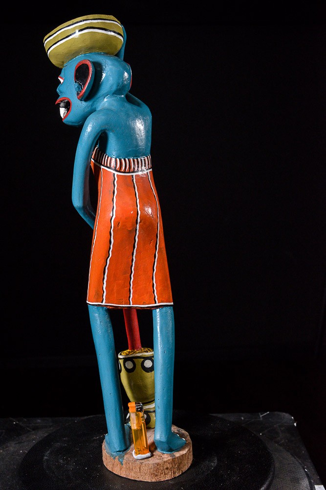 Sculpture Shetani Femme Agriculteur - George Lilanga - Makonde