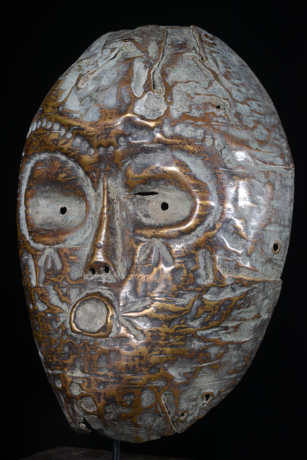 Masque en cuivre ngongo munene - Ding Tukongo - RDC Zaire