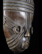 Masque en alliage de métal - Guéré - Côte d'Ivoire