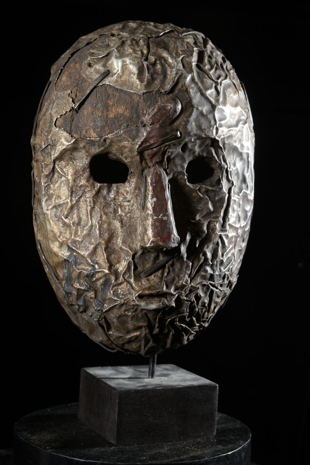 Masque en métal ngongo munene - Ding Tukongo - RDC Zaire