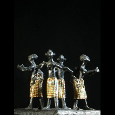 Scene de village annees 50 en fonte aluminium - Benin