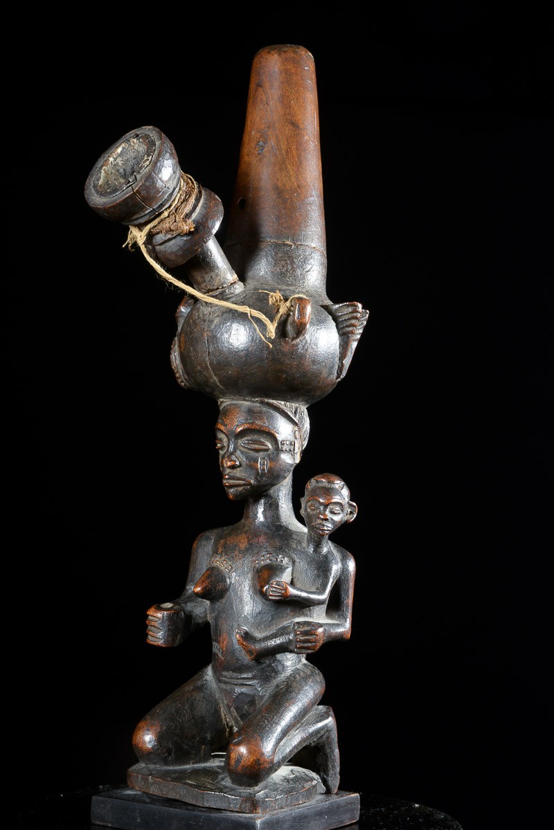 Pipe céremonielle a tabac ou chanvre - Chokwe - Angola