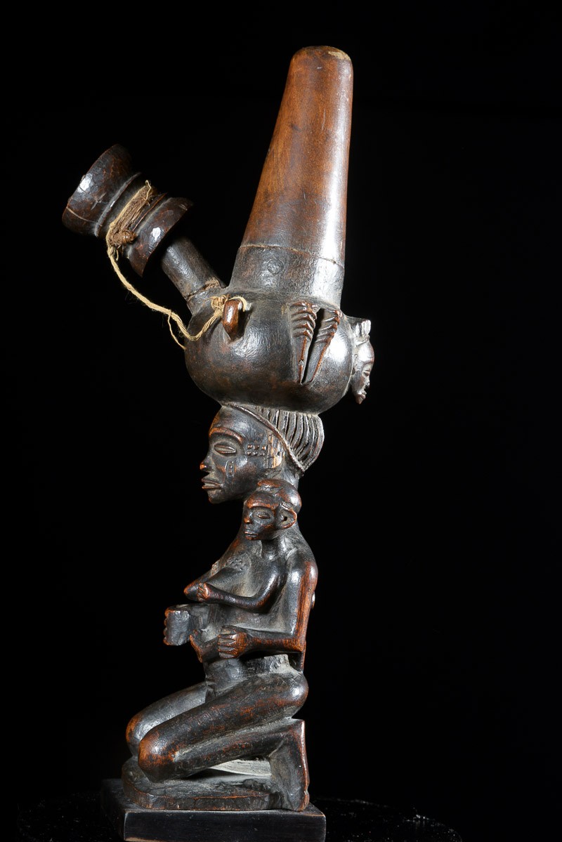 Pipe céremonielle a tabac ou chanvre - Chokwe - Angola