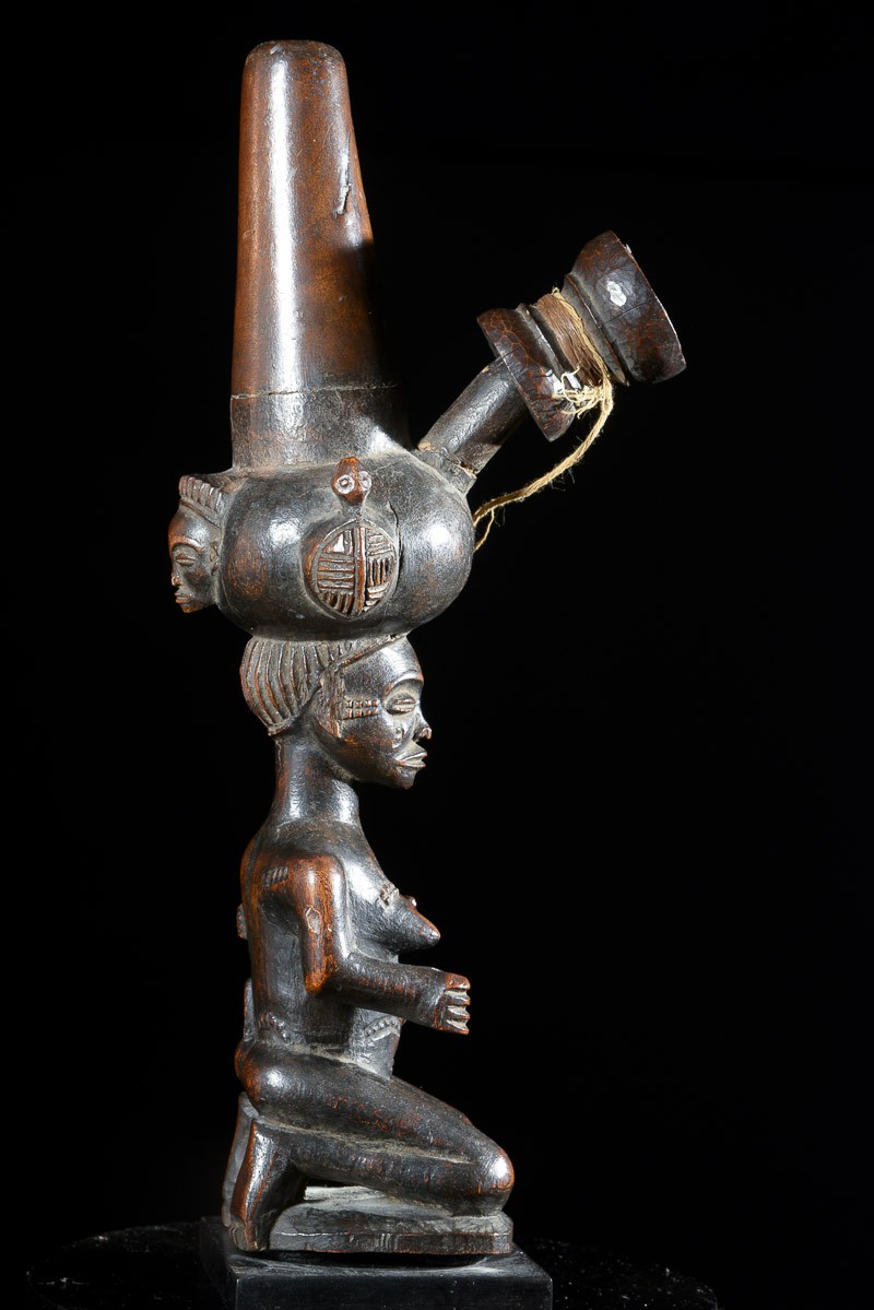 Pipe céremonielle a tabac ou chanvre - Chokwe - Angola