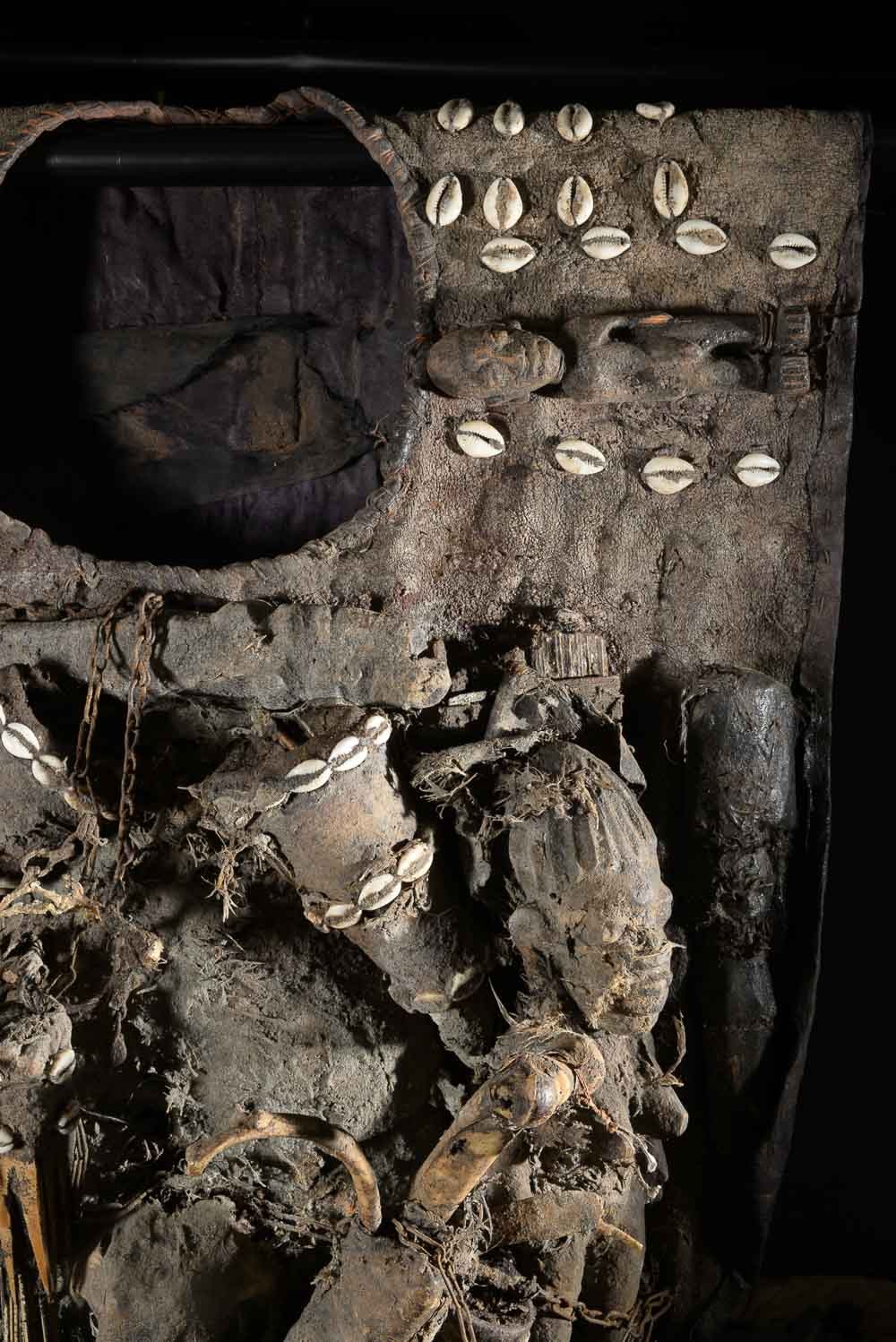 Egun - Costume de féticheur Babalawo Ifa - Yoruba - Benin / Nigeria