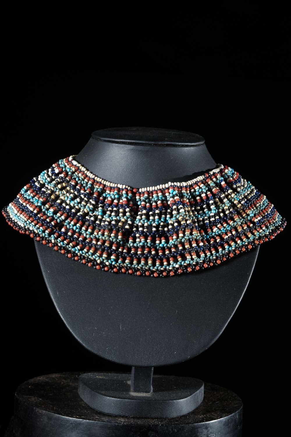 Parure de femme en perles - Zoulou - Afrique du Sud / Bostwana