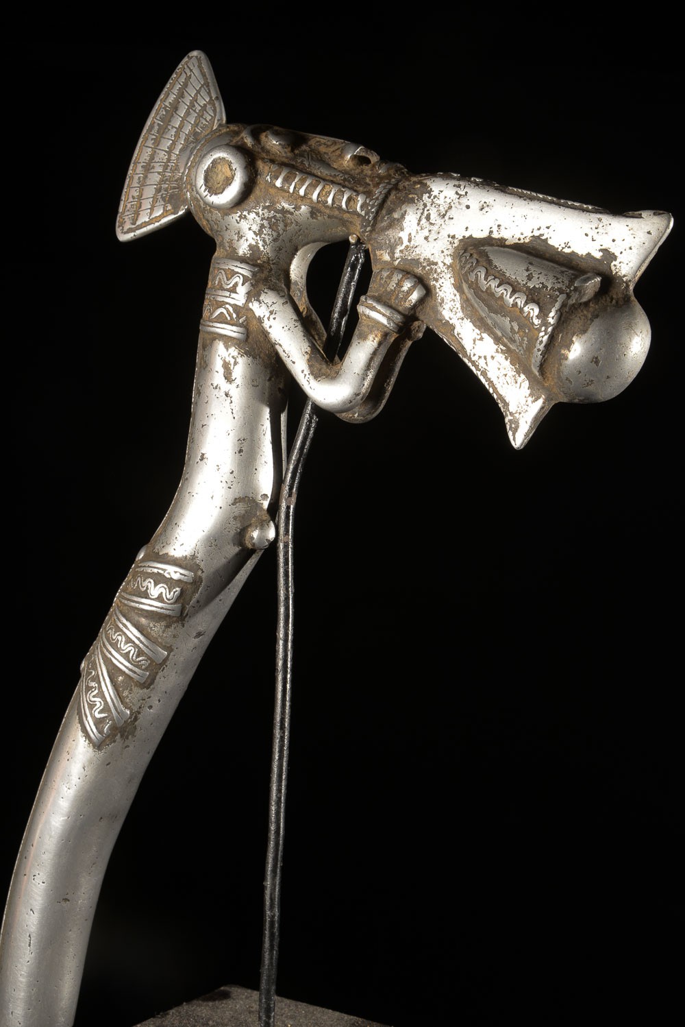 Zandé massue en fonte d'aluminium - Mossi - Burkina Faso - Objets de regalia