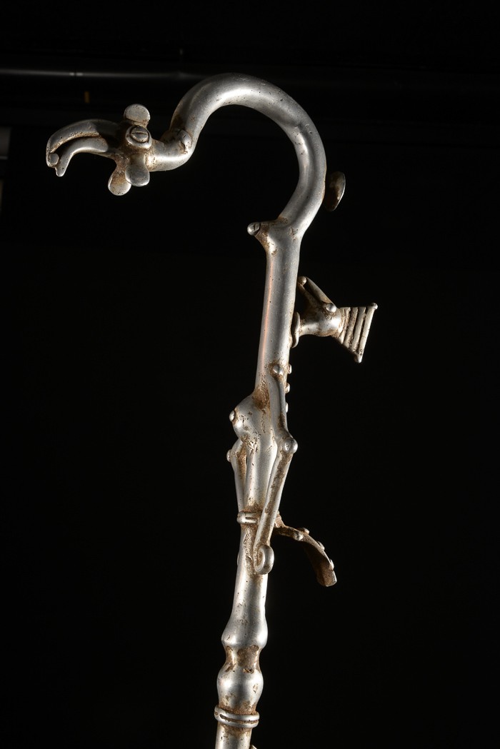 Canne de dignitaire en fonte aluminium - Bwa- Benin - Objets de regalia
