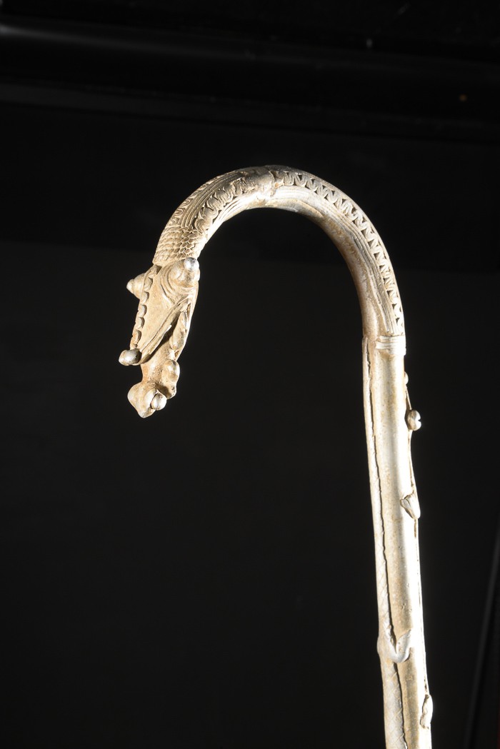 Canne de dignitaire en fonte aluminium - Gan - Objets de regalia