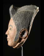 Masque Elvis polychrome - Idoma - Nigeria