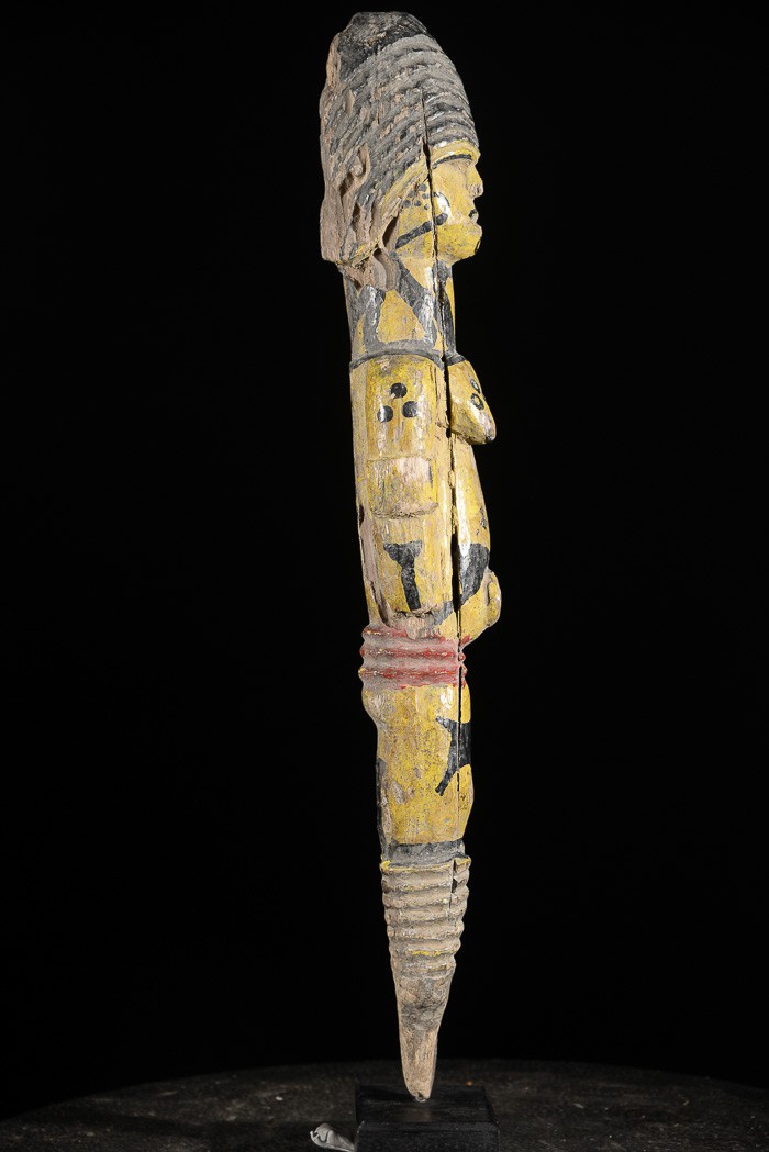Statuette feminine polychrome Edjo - Urhobo - Nigeria