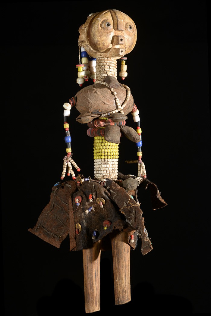Poupee rituelle perlee - Baggara - Soudan