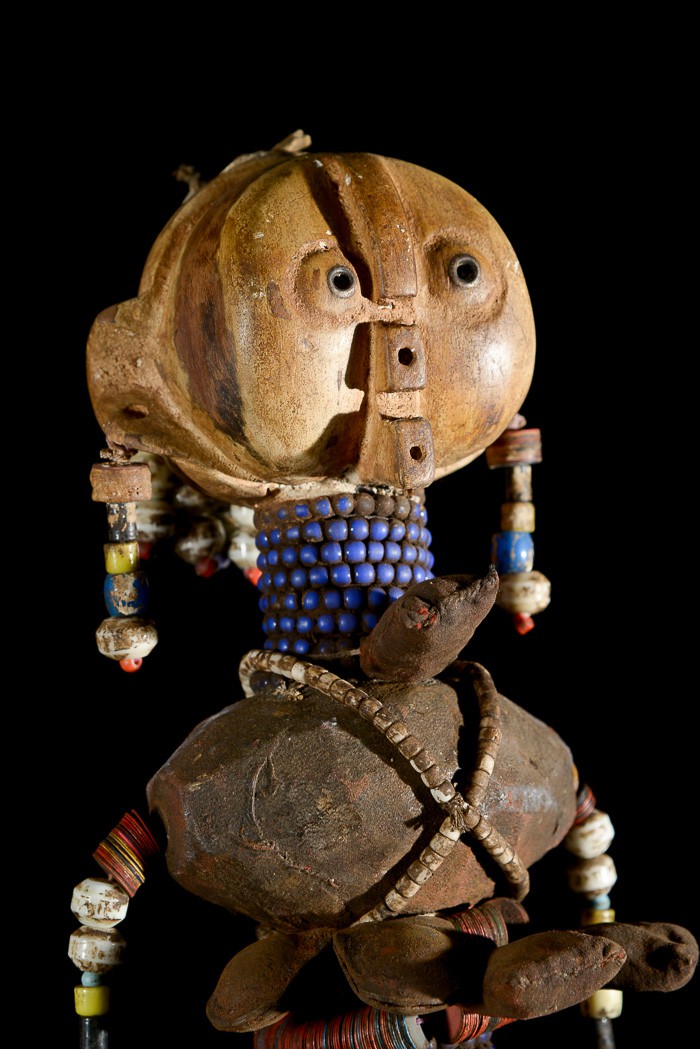 Poupée rituelle perlée - Baggara - Soudan