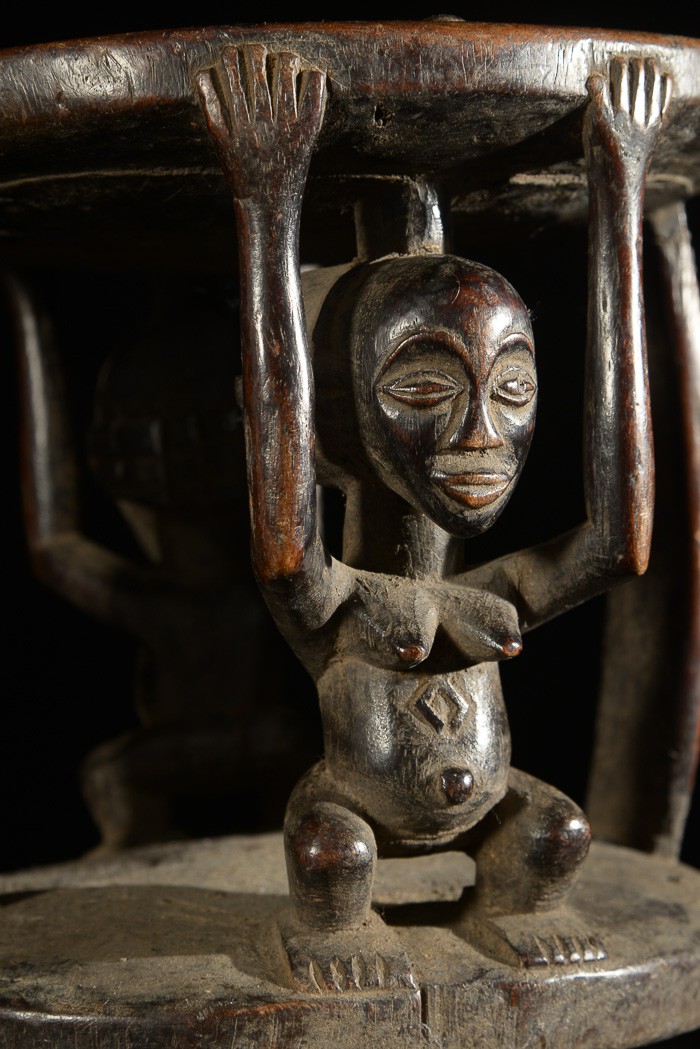 Siege Repose pieds Caryatides - Luba - RDC Zaire - Sieges africains