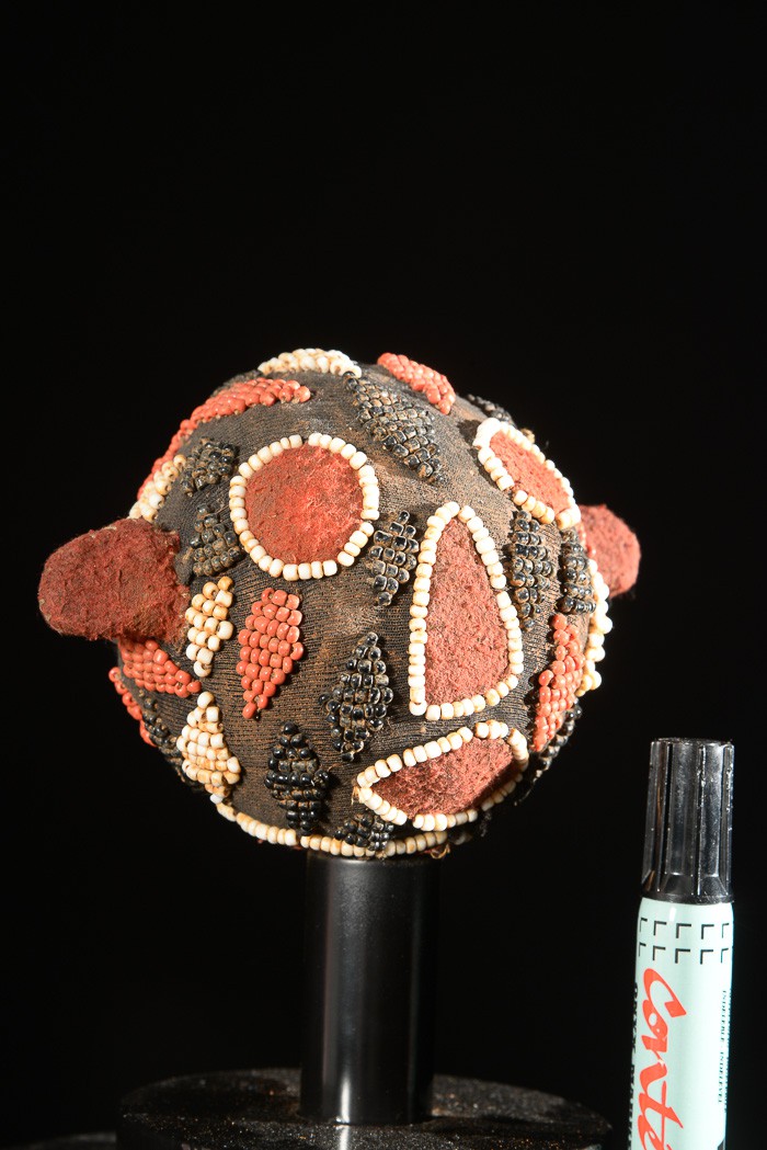 Tête Atwontzen ou Poupées - Bamileke - Cameroun