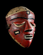 Masque Mbuya de style Katundu - Pende - RDC Zaire