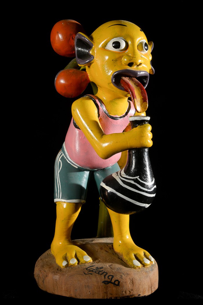 Sculpture Shetani Homme Jaune - George Lilanga - Makonde