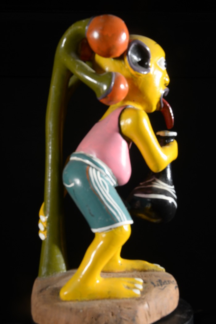 Sculpture Shetani Homme Jaune - George Lilanga - Makonde