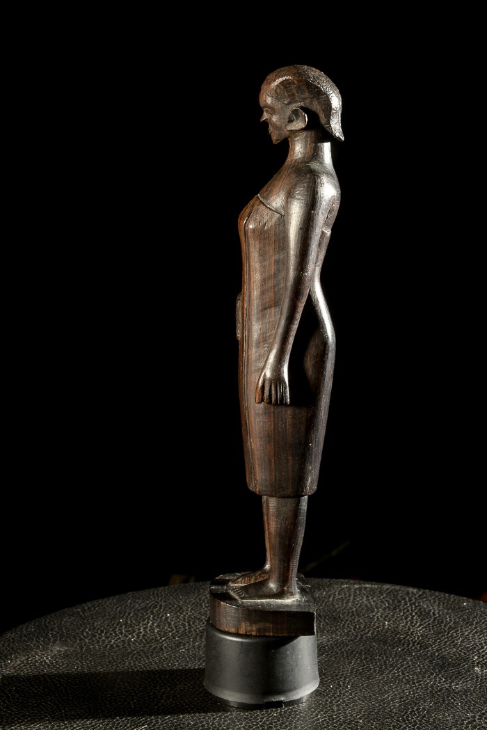 Statue féminine colon Kwere / Zaramo - Tanzanie