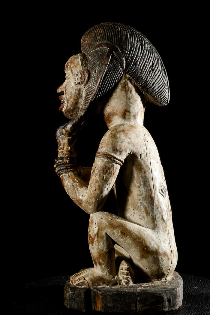 Statuette rituelle feminine masquée - Punu / Pounou Lumbu - Gabon